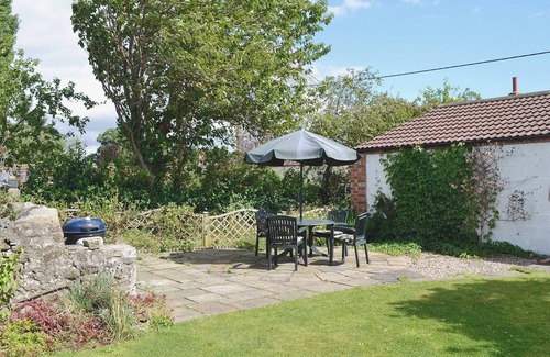 Bedale Cottage | 17th-century cottage overlooking village green.