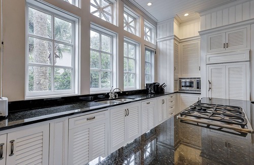 Sea Pines House | 18 Grey Widgeon - Direct Oceanfront - A Beautiful Gem.