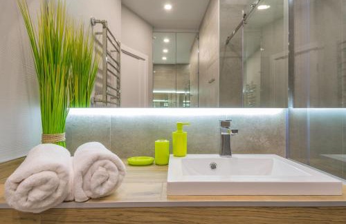 Verkhnie Misto Apartment | 18 Sofievskaya Apartments
