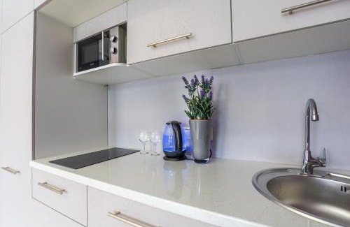 Verkhnie Misto Apartment | 18 Sofievskaya Apartments
