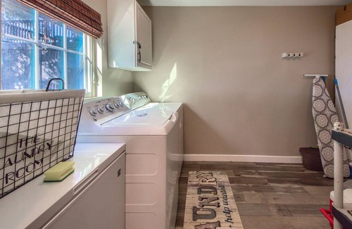 Canyon Lake House | 180 degree view of Canyon Lake! Upscale luxury awaits!