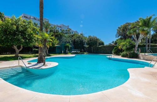Puerto Banus Apartment | 180 m² Apartment ∙ 4 bedrooms ∙ 8 guests