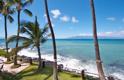 Kahana Condo | 180 Oceanfront View! A/C, Remodeled, 2 Oceanside Pools, Great Location, Clean!