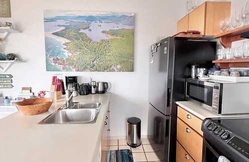 Tofino Condo | *180° Oceanview Condo «Vista Del Mar»