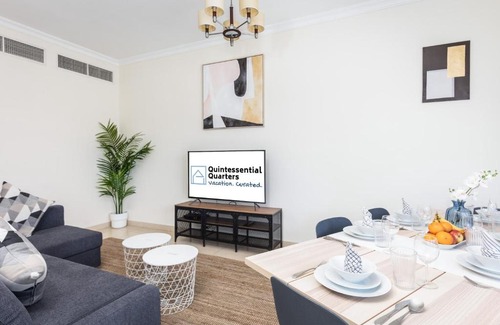 Jumeirah Lake Towers Apartment | 180° Sheik Zayed Road balcony views 2BR in JLT