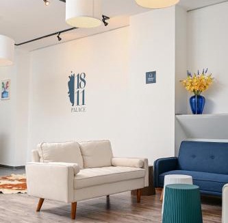 Naples City Centre Hotel | 1811 Palace
