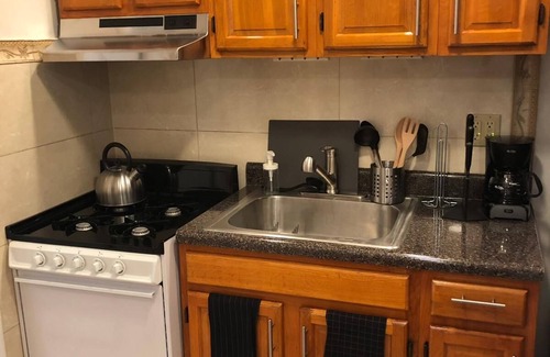 Union City Apartment | 1817 2C · Authentic cute 1bed Apt-20 min to NYC/Parking Avai