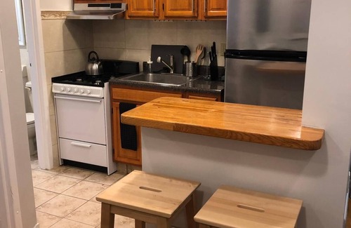 Union City Apartment | 1817 2C · Authentic cute 1bed Apt-20 min to NYC/Parking Avai
