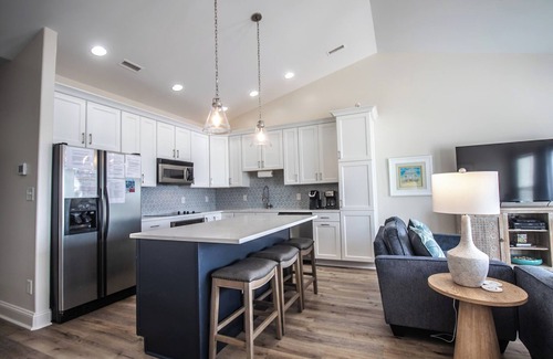 Surf City House | 185 REVIEWS 10 EXCEPTIONAL 150 FEET TO OCEAN-NEWLY RENOVATED-BEAUTIFUL VIEWS!