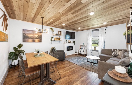 Coeur d'Alene Other | 1890's renovated downtown Coeur d’Alene home