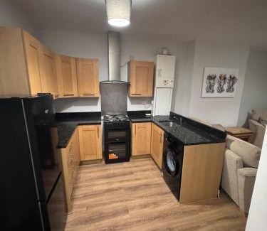 Billingham Apartment | 18F Station Flat -2 Bedroom Workstays UK