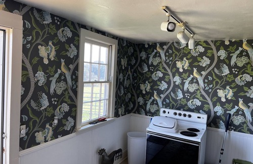 Zion Crossroads House | 18th Century Charming Bungalow #127 Pool & Spa.
