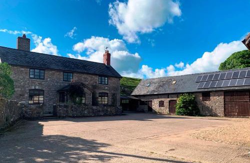 Rhydycroesau House | 18th Century Farmhouse, England Wales Border, Breathtaking Views