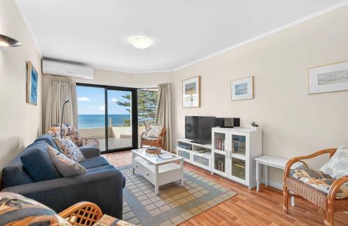 Encounter Bay Apartment | 19-117 Franklin Pde - Beachfront Location - No Linen Included