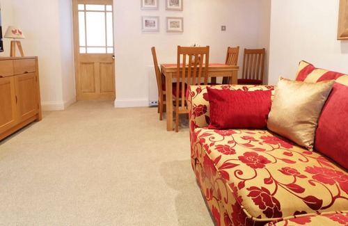 Tanygrisiau Cottage | 19 CWMORTHIN ROAD, with open fire in Tanygrisiau