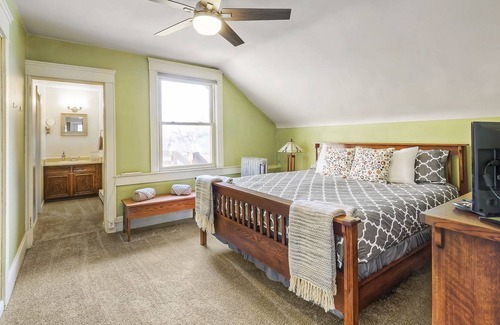 Highland House | 1912 Vintage Charm in Trendy LoHi | 30+ Days
