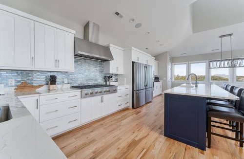 Ocean Sands House | 1920 - Captain's Corner, a stunning 11-bed Corolla, NC, private pool, game room, theatre room