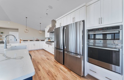Ocean Sands House | 1920 - Captain's Corner, a stunning 11-bed Corolla, NC, private pool, game room, theatre room