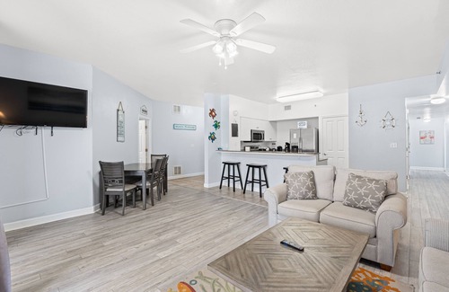 Panama City Beach Resort | 1922 Pool & Beach views, w/two parking passes, spectacular lagoon-style pool