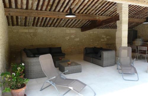 Lacoste House | 19th century Provencal Mas with pool in Provence in the Luberon, sleeps 6