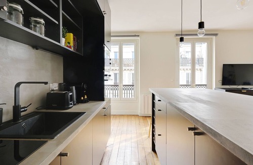 Quartier de la Goutte-d'Or Apartment | 1BDR Modern, bright & quiet 4P - Lariboisière -BAIL MOBILITE