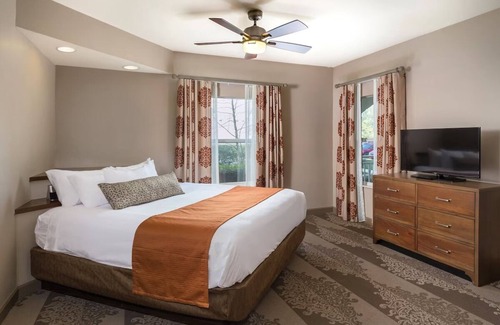 Inglewood Resort | 1Bed/1Bath Gorgeous Nashville Resort Next to Grand Ole Opry!