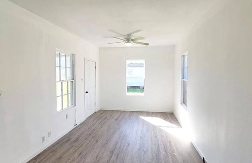 Beaumont House | 1Bed and 1Bath house for Rent