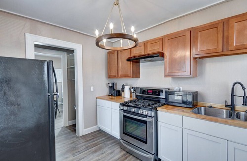 Indianapolis Apartment | 1Bedroom - Near Convention Center
