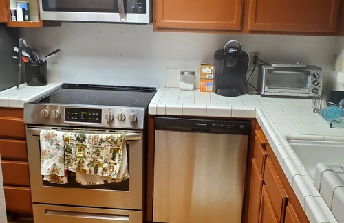 La Quinta Condo | 1br ba FALL Rate Sale-Luxury Condo Palm Royale-La Quinta Golf, pool, spa, tennis