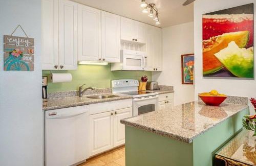 Wailua House | 1BR Condo at Oceanfront Resort Kapaa Shore