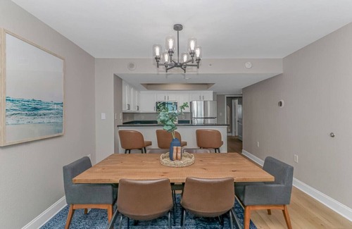 Downtown Myrtle Beach Apartment | 1BR Direct Ocean Front Suite Newly Renovated!