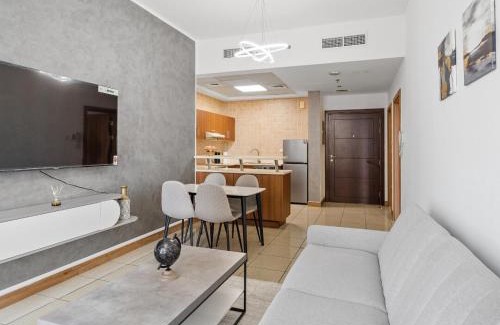 Dubai Apartment | 1BR in Sulafa Tower- Ideal for Short-Term Stay