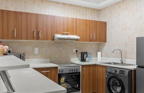 Dubai Apartment | 1BR in Sulafa Tower- Ideal for Short-Term Stay