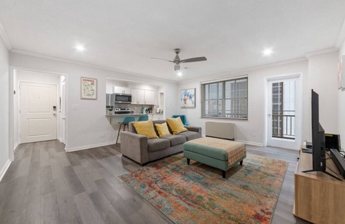 Downtown Atlanta Condo | 1BR | King Bed | Panoramic Views | Downtown ATL