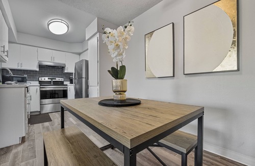 Mesa Apartment | 1BR/Pool/Gym/1 Mi To Banner Hospital