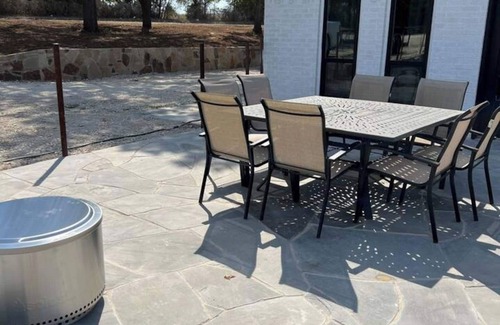 Myra Apartment | 1BR Studio | Pool | Hot tub | Outdoor space