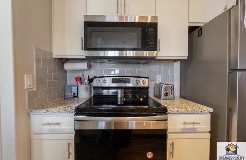 Table Rock Condo | 1BR WALK-IN~Pet Friendly ~ Resort Amenities ~ Fishing ~ FREE TICKETS INCLUDED! (PR40-10)