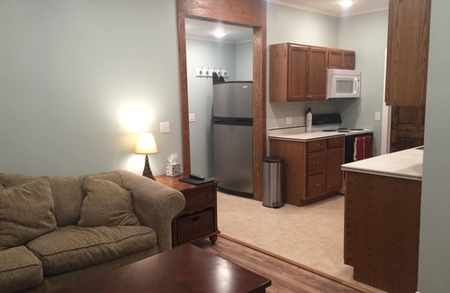 Oneonta Apartment | 1st Class Rentals - 3 Bedroom Apartment downtown Oneonta
