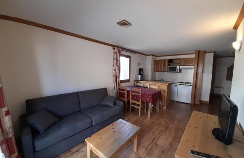 Aussois Apartment | 1st floor, balcony, tv, ski locker, 50m², Aussois