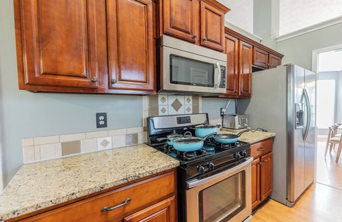 Duluth House | 1st Floor BR｜Pet-Friendly｜Garage Access｜Perfect for Family ｜Flex-Lease #41832
