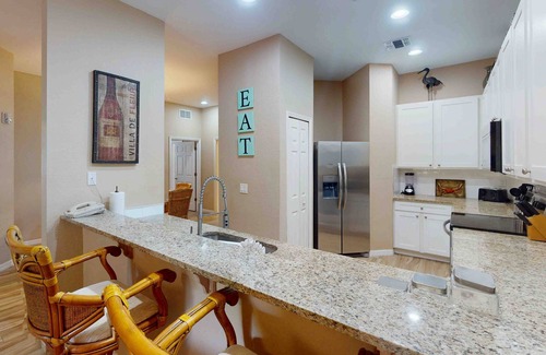 Bahama Bay Condo | 1st floor condo near theme parks, patio, tennis court, restaurant, gym