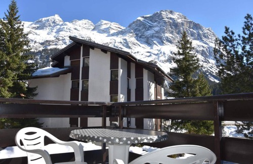 Pralognan-la-Vanoise Apartment | 1st floor, balcony, tv, ski locker, 24m², Pralognan-la-Vanoise