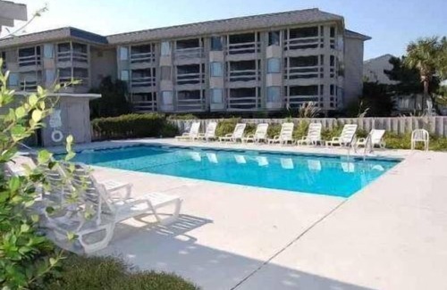 Saint Helena Island Condo | 1st Floor 'Home in Paradise' Ocean front, Free Wi-Fi, Exercise and Laundry room