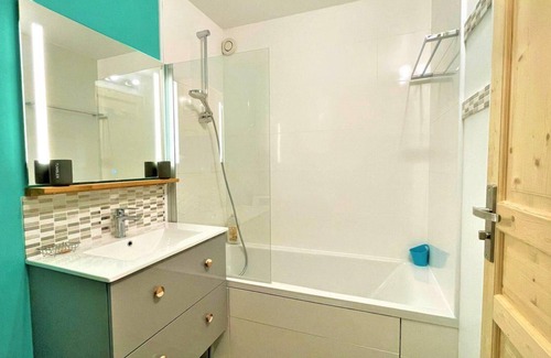 Vallouise-Pelvoux Apartment | 1st floor, ski locker, 43m², Pelvoux