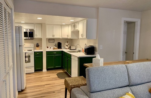Angel Fire Condo | 1st floor, sleeps six, walk to lift 🥾🚴‍♀️