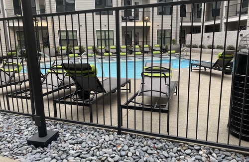 Crystal Beach Apartment | 1x1 Luxury Apartment 10min from Downtown ATL