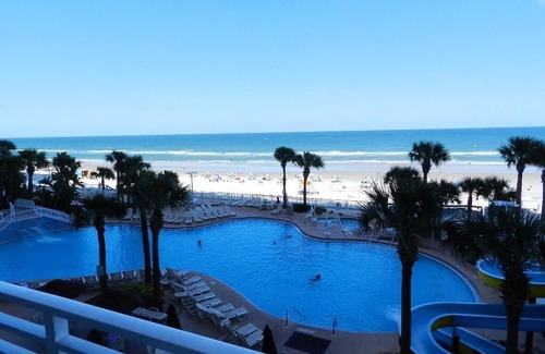 Daytona Beach Condo | 2/14-17 DAYTONA BEACH OCEAN WALK 3 BED DLX OCEAN FRONT UNIT SLEEP 10 500 RACE