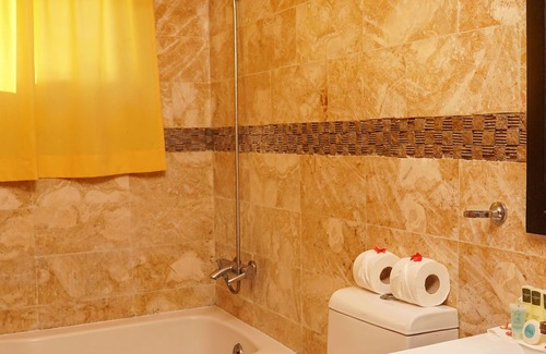 Guayacanes Apartment | 2. 3. Comfortable 1 bedroom apartment, third level
