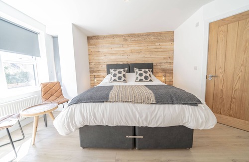 Headington Apartment | ** 2 Ashbrook Windmill - Luxury ground floor 1 bedroom flat ****