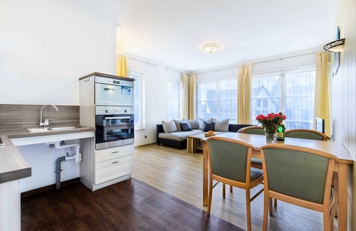Pepelow Apartment | (2) Barbara, 3-room apartment, wheelchair accessible, ground floor - Ostseeferienhaus